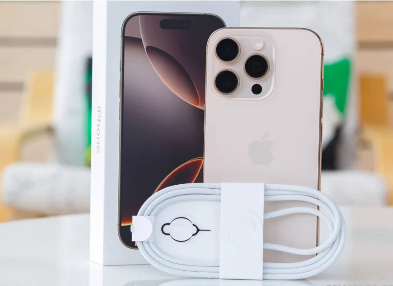 Original iPhone 16 Pro Max  ProMax 256GB/512GB/1TB ROM 8GB RAM Unlocked 5G Mobile Phone Official Standard Looks Like New